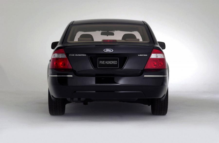  Ford Five Hundred 2005 года  (фото 54 из 99)